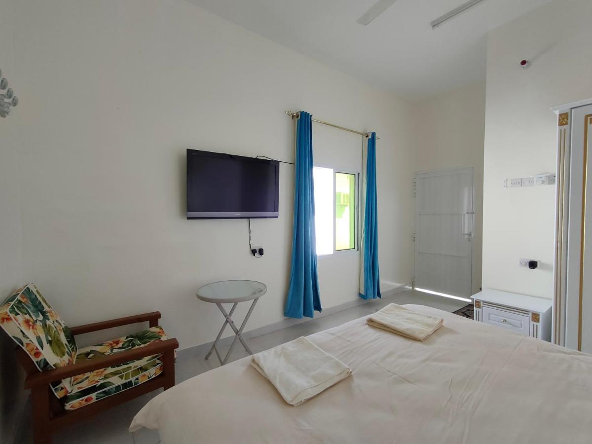 Ras Al Hadd Orchid Apartment Exterior photo